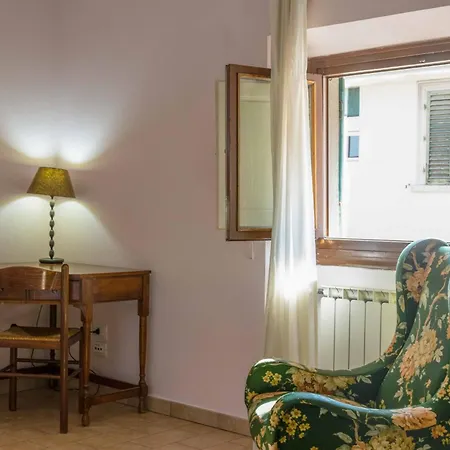 Boboli 4 Bedroom Apartment *