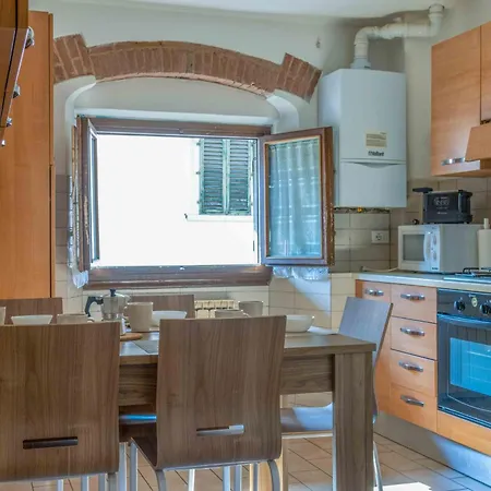 Apartment Boboli 4 Bedroom *